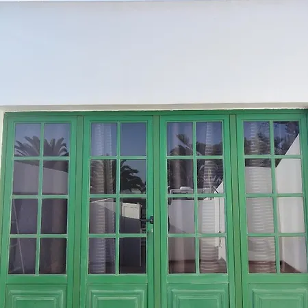 Private In A Great Location In With Shared Pool